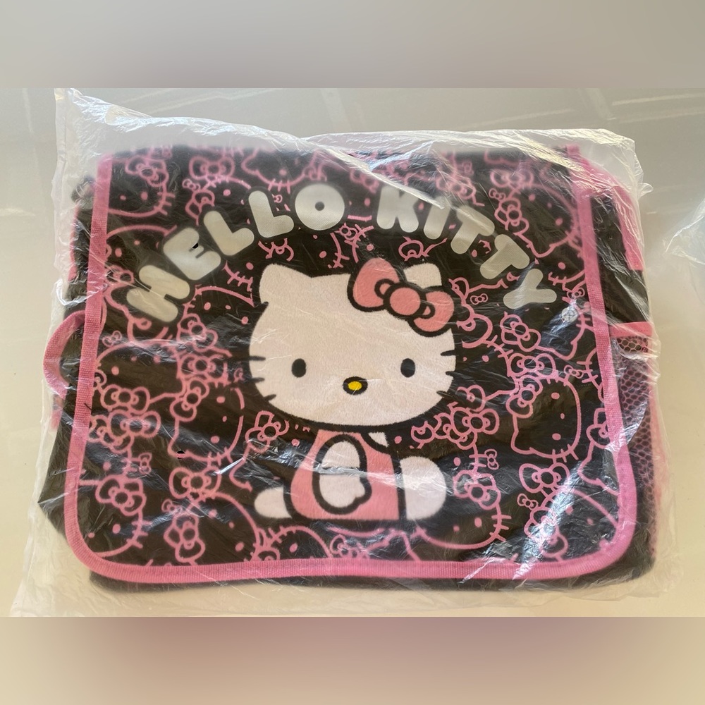 Sanrio Hello Kitty Crossbody Messenger Bag - Black with Pink